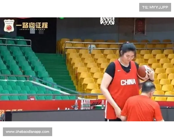 张子宇与韩旭空中连线逐渐默契 双塔配合经过三场比赛的验证 张子宇与韩旭空中连线逐渐默契 双塔配合经过三场比赛的验证