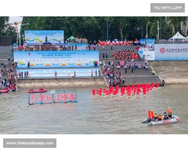 2025年渡江节：万里长江横渡展雄风极目楚天舒畅大江南北新篇章
